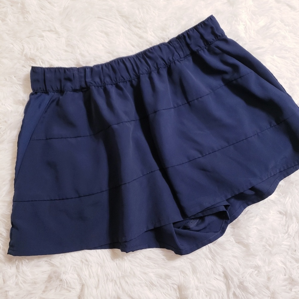 H&M flowy shorts